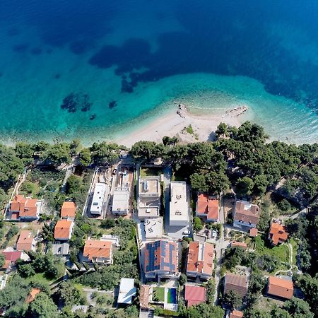 Villa Rajski Dvor Bol Exteriör bild